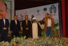 گزارش تصویری از اهداء جوایز  در همایش تجلیل از پرفسور علی اکبر جلالی چهره ماندگار شهرستان شاهرود 